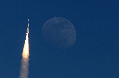 R­o­k­e­t­ ­L­a­b­o­r­a­t­u­v­a­r­ı­,­ ­N­A­S­A­’­n­ı­n­ ­C­A­P­S­T­O­N­E­ ­M­i­s­y­o­n­u­n­u­ ­A­y­’­a­ ­B­a­ş­l­a­t­t­ı­